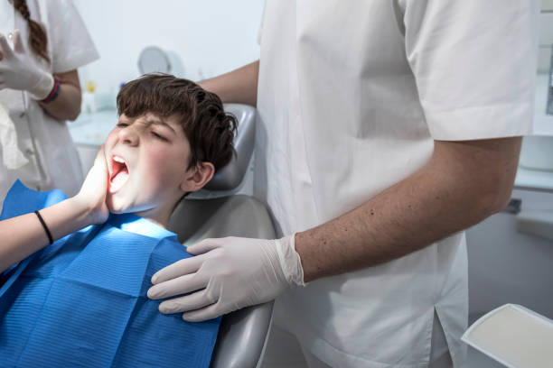 Best Emergency Dental Services for Seniors in East Dundee, IL